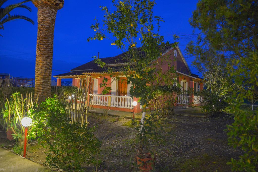 شقة Giannis And Fridas Garden Sidárion الغرفة الصورة
