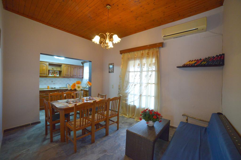 شقة Giannis And Fridas Garden Sidárion الغرفة الصورة